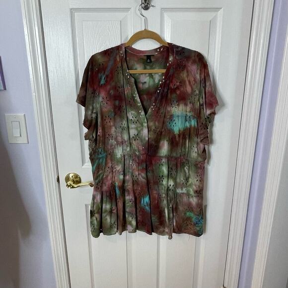 Hand crafted tie dye eyelet blouse 2X burgundy turquoise - Picture 5 of 10